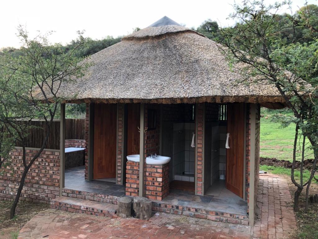 Weltevreden Game Lodge Bloemfontein Buitenkant foto